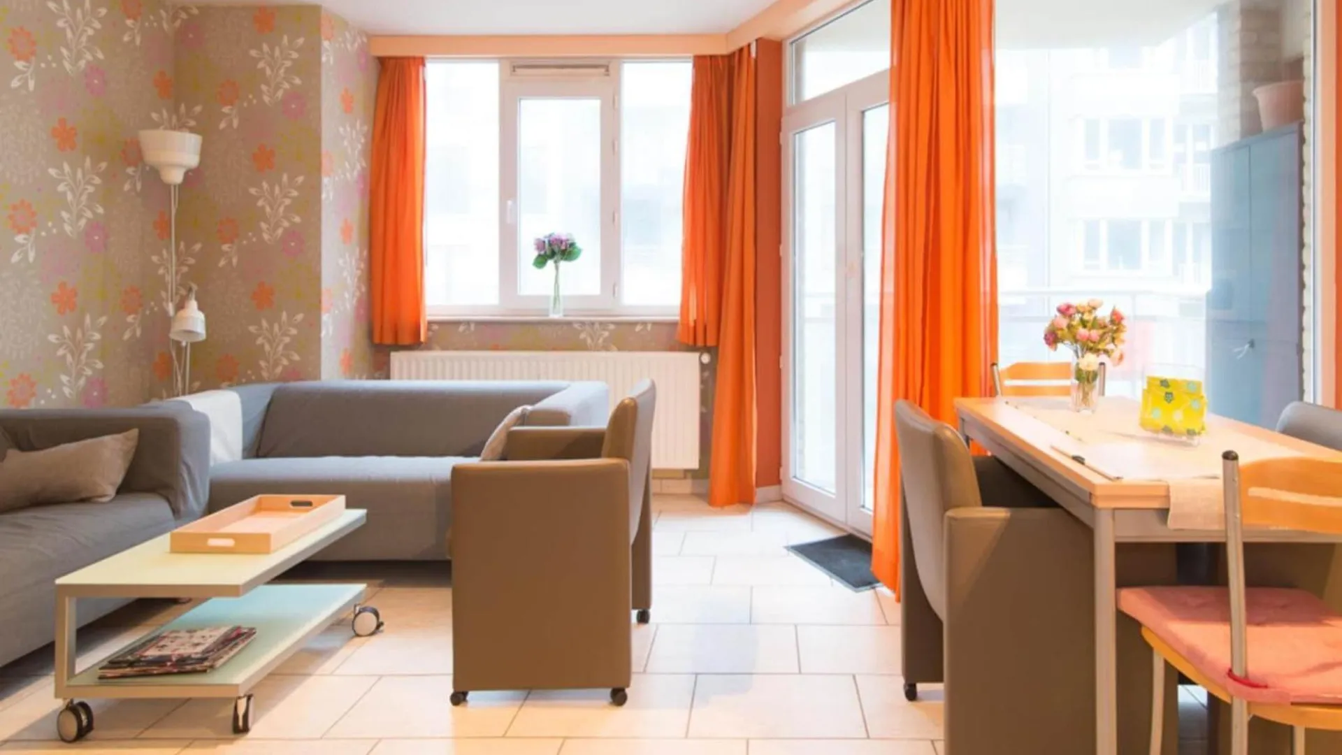 Pretty Apartment With Balcony Остенде